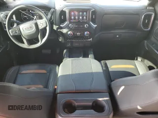 2023 GMC Sierra 3500HD AT4 z VIN 1GT49VEY5PF225895, wystawiony jako Copart lot #43774745 z przebiegiem 41 901 mil mil oraz Szkoda całkowita • Salvage title. Historia ofert i sprzedaży dostępna na DreamBid. Obrazek 8.