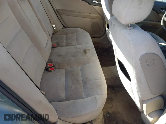 2008 Ford Fusion SE with VIN 3FAHP07198R157752, listed as a IAAI auction lot 41229136 with 270,715 mi miles and . Bid and sale history available at DreamBid. Image 8.