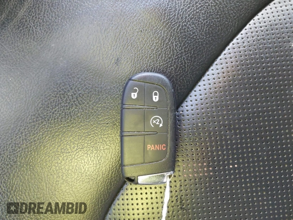 2018 Jeep Compass Limited with VIN 3C4NJDCB4JT501582, listed as a IAAI auction lot 40843136 with 62,986 mi miles. Bid and sale history available at carsss.com. Image 11.