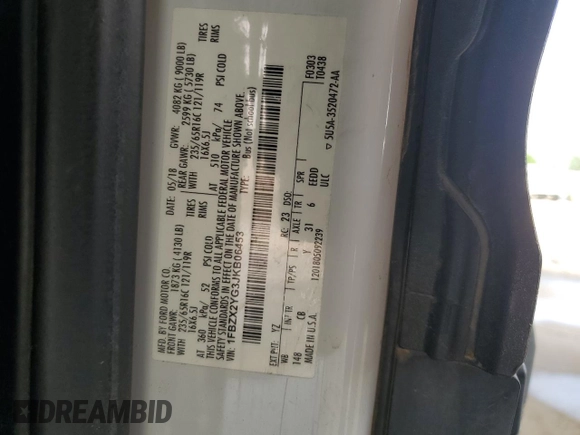 2018 Ford Transit Passenger XL z VIN 1FBZX2YG3JKB06453, wystawiony jako Copart lot #57518745 z przebiegiem 137 724 mil mil oraz Tytuł czysty. Historia ofert i sprzedaży dostępna na DreamBid. Obrazek 14.