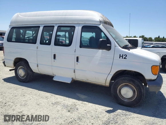 2006 Ford Econoline Cargo z VIN 1FTNE24W16DA32460, wystawiony jako Copart lot #60887395 z przebiegiem 372 336 mil mil oraz Czysty tytuł • Clean title. Historia ofert i sprzedaży dostępna na DreamBid. Obrazek 4.