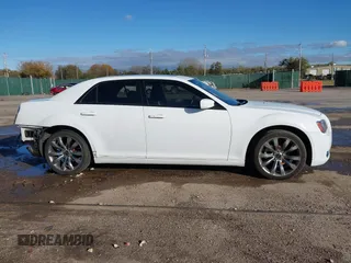 2014 Chrysler 300 with VIN 2C3CCABG9EH286541, listed as a IAAI auction lot 40828693 with 143,343 mi miles. Bid and sale history available at carsss.com. Image 13.