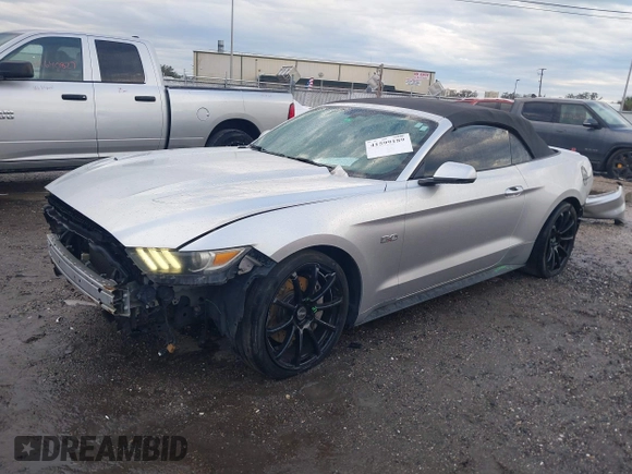 2015 Ford Mustang GT Premium z VIN 1FATP8FF9F5385286, wystawiony jako IAAI lot #41599189 z przebiegiem 112 260 mil mil oraz . Historia ofert i sprzedaży dostępna na DreamBid. Obrazek 2.