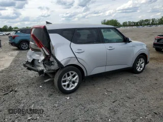 2020 Kia Soul S with VIN KNDJ23AU8L7000826, listed as a Copart auction lot 51899465 with 17,761 mi miles and Salvage Title. Bid and sale history available at DreamBid. Image 3.