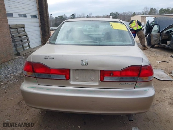 2002 Honda Accord Sdn EX with VIN 1HGCG56622A027961, listed as a IAAI auction lot 41459462 with 115,386 mi miles. Bid and sale history available at carsss.com. Image 16.