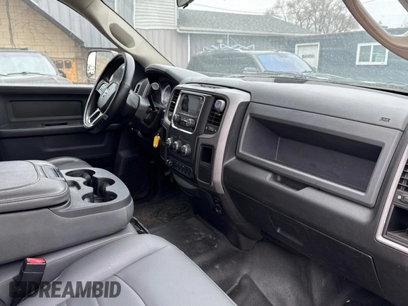 2018 Ram 3500 Tradesman with VIN 3C7WRSCL1JG345362, listed as a Copart auction lot 85365904 with 189,625 mi miles and Clean Title. Bid and sale history available at carsss.com. Image 5.
