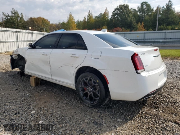 2019 Chrysler 300 S z VIN 2C3CCAGG2KH538294, wystawiony jako Copart lot #78039994 z przebiegiem 67 657 mil mil oraz Czysty tytuł • Clean title. Historia ofert i sprzedaży dostępna na DreamBid. Obrazek 2.