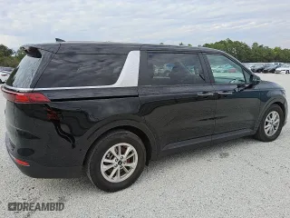 2024 Kia Carnival LX with VIN KNDNB4H35R6425665, listed as a Copart auction lot 74088534 with 11,481 mi miles and Clean Title. Bid and sale history available at carsss.com. Image 3.