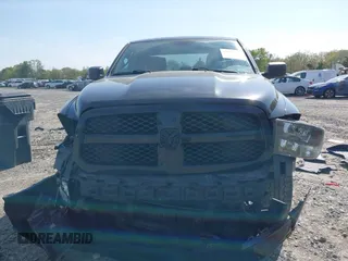 2016 Ram 1500 Express z VIN 1C6RR7FT4GS192486, wystawiony jako IAAI lot #42038616 z przebiegiem 162 825 mil mil oraz . Historia ofert i sprzedaży dostępna na DreamBid. Obrazek 13.
