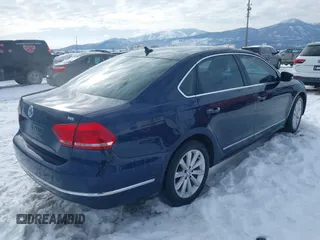 2013 Volkswagen Passat SEL Premium z VIN 1VWCP7A32DC089517, wystawiony jako IAAI lot #41546511 z przebiegiem 149 067 mil mil oraz . Historia ofert i sprzedaży dostępna na DreamBid. Obrazek 4.