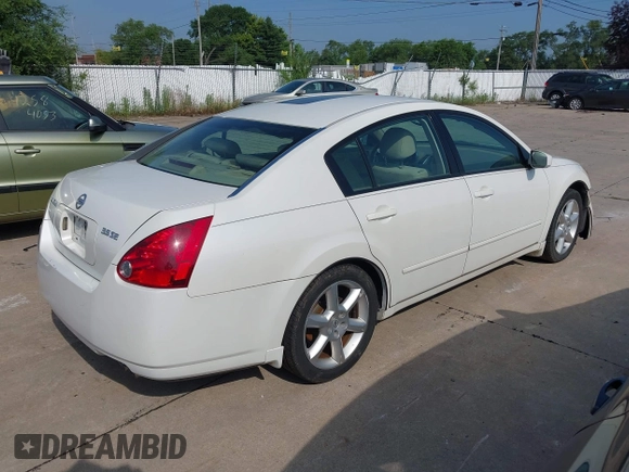 2004 Nissan Maxima SE with VIN 1N4BA41E94C926009, listed as a IAAI auction lot 42583368 with Not provided miles and . Bid and sale history available at DreamBid. Image 4.