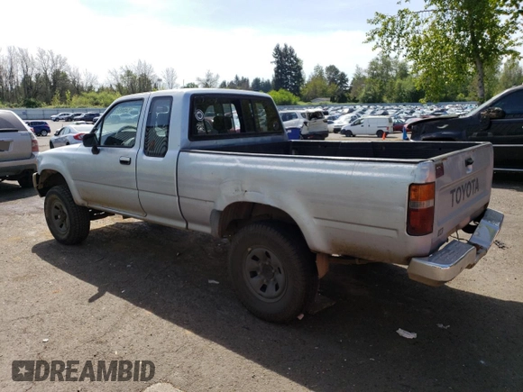 1991 Toyota Pickup DLX с VIN JT4VN13D2M5048913, выставлен на аукционе Copart как лот 54565315 с пробегом 284 115 миль миль и Списание • Salvage title. История ставок и продаж доступна на DreamBid. Изображение 2.
