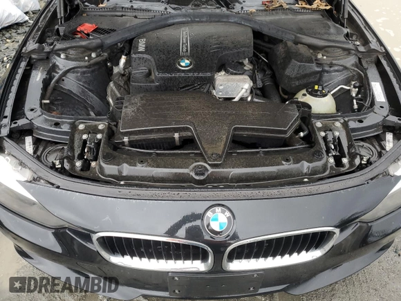2015 BMW 3 Series 320i xDrive with VIN WBA3C3C53FK201687, listed as a Copart auction lot 57637085 with 138,014 mi miles and Clean title. Bid and sale history available at DreamBid. Image 11.