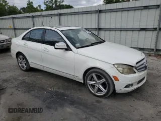 2008 Mercedes-Benz C 300 Sport z VIN WDDGF54X68R015021, wystawiony jako Copart lot #54089575 z przebiegiem 101 560 mil mil oraz Czysty tytuł • Clean title. Historia ofert i sprzedaży dostępna na DreamBid. Obrazek 4.