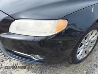 2010 Volvo S80 I6 with VIN YV1960AS1A1120661, listed as a IAAI auction lot 42052019 with 164,092 mi miles. Bid and sale history available at carsss.com. Image 13.