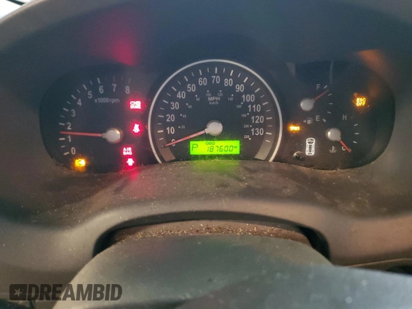 2006 Kia Sedona LX with VIN KNDMB233666079693, listed as a Copart auction lot 44993745 with 187,600 mi miles and Salvage Title. Bid and sale history available at carsss.com. Image 9.