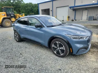 2023 Ford Mustang Mach-E Premium z VIN 3FMTK3R43PMA87670, wystawiony jako Copart lot #60697045 z przebiegiem 12 105 mil mil oraz Szkoda całkowita • Salvage title. Historia ofert i sprzedaży dostępna na DreamBid. Obrazek 4.