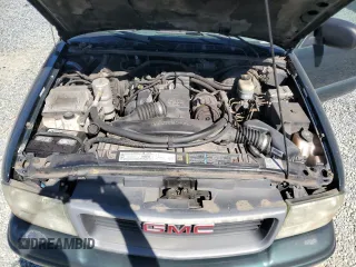 2002 GMC Sonoma SLS with VIN 1GTCS195728221658, listed as a Copart auction lot 75104184 with 122,840 mi miles and Clean Title. Bid and sale history available at carsss.com. Image 11.