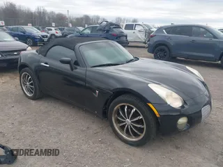 2007 Pontiac Solstice z VIN 1G2MB35B47Y119340, wystawiony jako IAAI lot #42087786 z przebiegiem 72 575 mil mil oraz . Historia ofert i sprzedaży dostępna na DreamBid. Obrazek 1.