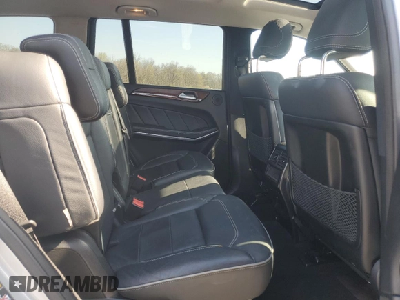 2013 Mercedes-Benz GL 450 z VIN 4JGDF7CE7DA216651, wystawiony jako Copart lot #53931335 z przebiegiem 141 167 mil mil oraz Szkoda całkowita • Salvage title. Historia ofert i sprzedaży dostępna na DreamBid. Obrazek 11.