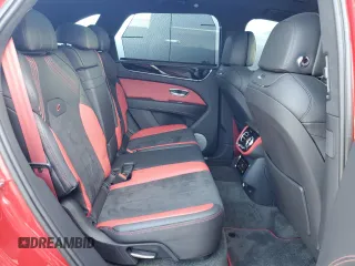2023 Bentley Bentayga z VIN SJAAT2ZV8PC021680, wystawiony jako Copart lot #39350374 z przebiegiem 2441 mil mil oraz . Historia ofert i sprzedaży dostępna na DreamBid. Obrazek 10.