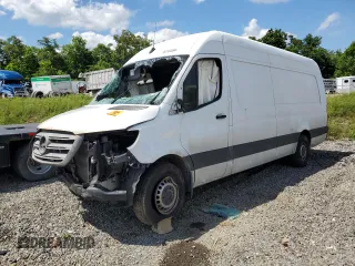 2019 Mercedes-Benz Sprinter Cargo Cargo with VIN W1W4EDHY4KP198942, listed as a Copart auction lot 60164484 with Not Provided miles and Salvage Title. Bid and sale history available at DreamBid. Image 1.
