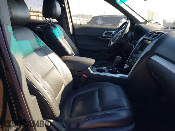 2014 Ford Explorer XLT with VIN 1FM5K7D80EGB36115, listed as a IAAI auction lot 41676275 with 124,134 mi miles. Bid and sale history available at carsss.com. Image 5.