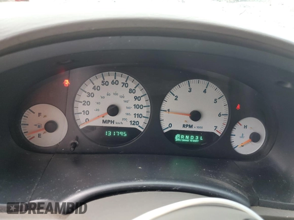 2005 Dodge Caravan SXT with VIN 2D4GP44L45R260651, listed as a Copart auction lot 55804905 with 131,795 mi miles and Salvage Title. Bid and sale history available at DreamBid. Image 9.