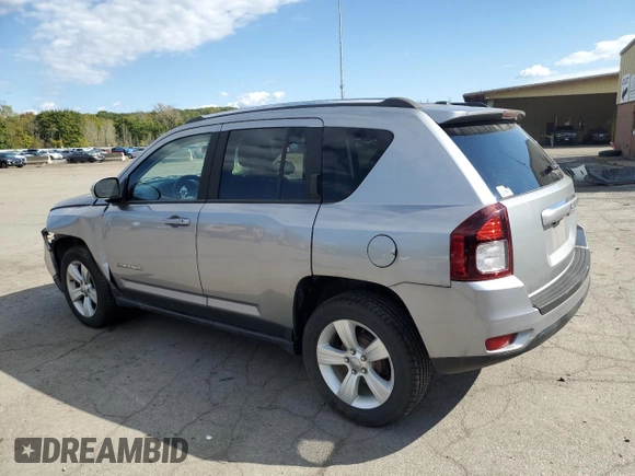 2015 Jeep Compass Latitude with VIN 1C4NJCEB5FD120196, listed as a Copart auction lot 75177614 with 28,889 mi miles and Salvage Title. Bid and sale history available at carsss.com. Image 2.