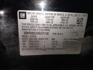 2011 Chevrolet Avalanche LS with VIN 3GNTKEE30BG375142, listed as a IAAI auction lot 41369489 with 127,165 mi miles. Bid and sale history available at carsss.com. Image 9.