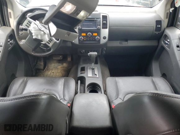 2017 Nissan Frontier Pro-4X z VIN 1N6DD0EV6HN772444, wystawiony jako Copart lot #55775545 z przebiegiem 202 695 mil mil oraz Szkoda całkowita • Salvage title. Historia ofert i sprzedaży dostępna na DreamBid. Obrazek 8.