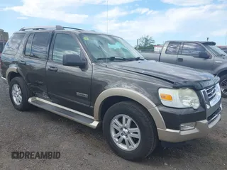 2006 Ford Explorer Eddie Bauer z VIN 1FMEU74E46UA44430, wystawiony jako IAAI lot #42300632 z przebiegiem 167 244 mil mil oraz . Historia ofert i sprzedaży dostępna na DreamBid. Obrazek 1.