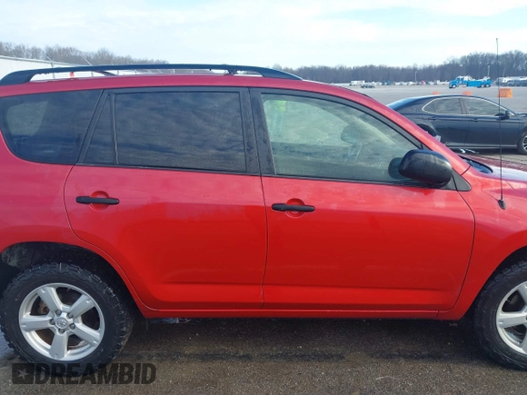2008 Toyota RAV4 with VIN JTMBK33V086033312, listed as a IAAI auction lot 41898250 with 157,244 mi miles. Bid and sale history available at carsss.com. Image 13.