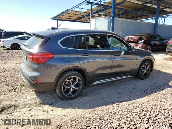 2017 BMW X1 xDrive28i with VIN WBXHT3C32H5F79403, listed as a Copart auction lot 50182775 with 71,003 mi miles and Salvage Title. Bid and sale history available at carsss.com. Image 3.