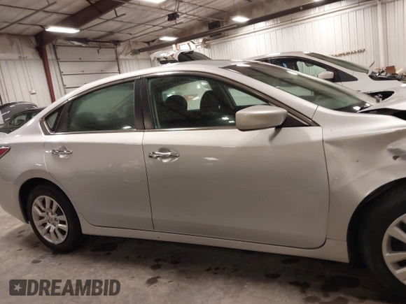 2015 Nissan Altima 2.5 S with VIN 1N4AL3AP0FN389832, listed as a IAAI auction lot 41684604 with 108,882 mi miles. Bid and sale history available at carsss.com. Image 14.