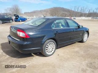 2007 Mercury Milan Premier with VIN 3MEHM08Z27R608332, listed as a IAAI auction lot 41710244 with 85,060 mi miles. Bid and sale history available at carsss.com. Image 4.