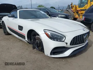 2019 Mercedes-Benz AMG GT AMG GT z VIN WDDYK7HA8KA024178, wystawiony jako IAAI lot #42248716 z przebiegiem 35 160 mil mil oraz . Historia ofert i sprzedaży dostępna na DreamBid. Obrazek 1.