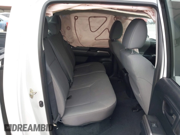 2016 Toyota Tacoma SR5 z VIN 5TFAZ5CN5GX018977, wystawiony jako IAAI lot #42303122 z przebiegiem 99 545 mil mil oraz . Historia ofert i sprzedaży dostępna na DreamBid. Obrazek 8.