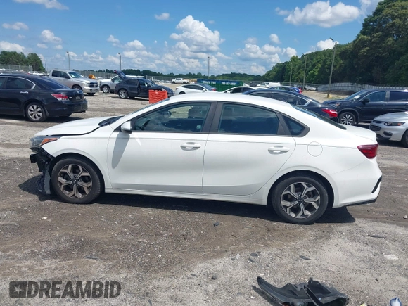 2019 Kia Forte LXS z VIN 3KPF24AD1KE133227, wystawiony jako IAAI lot #42494488 z przebiegiem 67 770 mil mil oraz . Historia ofert i sprzedaży dostępna na DreamBid. Obrazek 15.