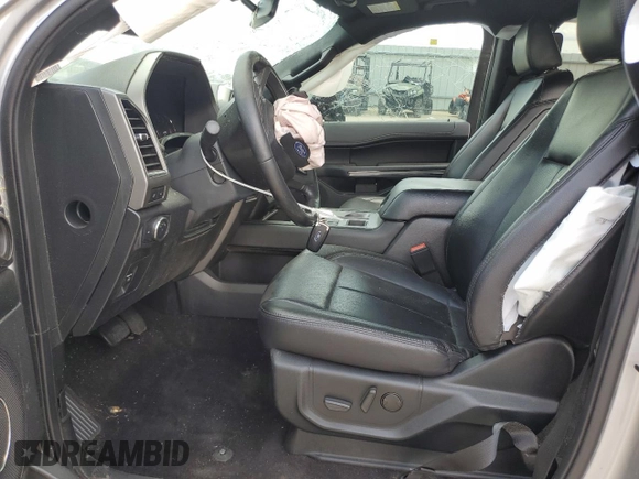2021 Ford Expedition XLT z VIN 1FMJU1HT2MEA79897, wystawiony jako Copart lot #56353995 z przebiegiem 107 646 mil mil oraz Szkoda całkowita • Salvage title. Historia ofert i sprzedaży dostępna na DreamBid. Obrazek 7.