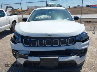 2022 Jeep Compass Latitude с VIN 3C4NJCBB4NT210839, выставлен на аукционе IAAI как лот 42085461 с пробегом 27 638 миль миль и . История ставок и продаж доступна на DreamBid. Изображение 12.