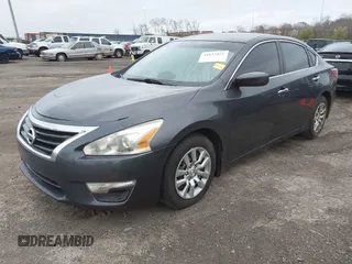 2013 Nissan Altima SV with VIN 1N4AL3AP2DN442155, listed as a IAAI auction lot 41837021 with 181,233 mi miles and . Bid and sale history available at carsss.com. Image 2.
