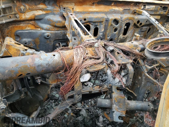 2013 Toyota Venza LE z VIN 4T3BA3BBXDU041551, wystawiony jako Copart lot #47048615 z przebiegiem Nie podano mil oraz Nie do naprawy • Non repairable. Historia ofert i sprzedaży dostępna na DreamBid. Obrazek 9.