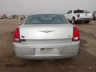 2006 Chrysler 300 Touring with VIN 2C3KA53G36H384442, listed as a IAAI auction lot 41817539 with 129,123 mi miles. Bid and sale history available at carsss.com. Image 16.