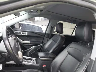 2020 Ford Explorer XLT z VIN 1FMSK8DH9LGC47171, wystawiony jako IAAI lot #41831263 z przebiegiem 78 679 mil mil oraz . Historia ofert i sprzedaży dostępna na DreamBid. Obrazek 20.