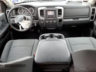 2022 Ram 1500 SLT z VIN 1C6RR6LG3NS198097, wystawiony jako Copart lot #55518005 z przebiegiem 59 581 mil mil oraz Szkoda całkowita • Salvage title. Historia ofert i sprzedaży dostępna na DreamBid. Obrazek 8.