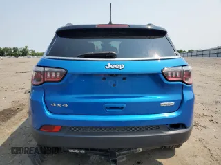 2019 Jeep Compass Latitude с VIN 3C4NJDBB2KT813287, выставлен на аукционе Copart как лот 59423195 с пробегом 118 585 миль миль и Списание • Salvage title. История ставок и продаж доступна на DreamBid. Изображение 6.