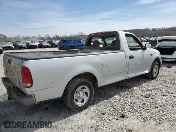 2001 Ford F-150 XL z VIN 2FTZF17261CA31704, wystawiony jako Copart lot #49744315 z przebiegiem 165 613 mil mil oraz Szkoda całkowita • Salvage title. Historia ofert i sprzedaży dostępna na DreamBid. Obrazek 3.