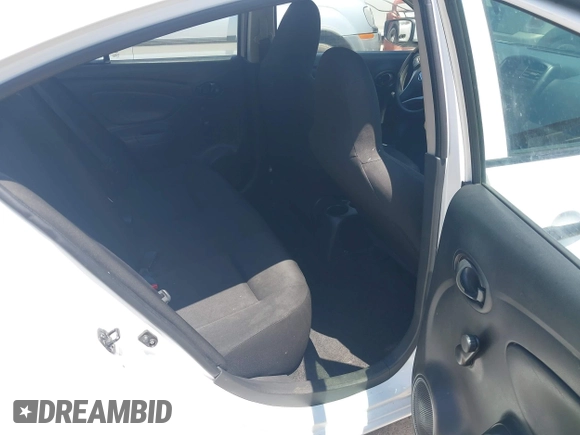 2016 Nissan Versa S с VIN 3N1CN7AP4GL899822, выставлен на аукционе IAAI как лот 42462612 с пробегом 97 896 миль миль и . История ставок и продаж доступна на DreamBid. Изображение 8.