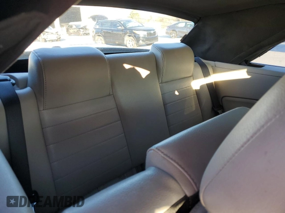 2010 Ford Mustang GT z VIN 1ZVBP8FHXA5120910, wystawiony jako Copart lot #81555444 z przebiegiem 92 345 mil mil oraz Szkoda całkowita • Salvage title. Historia ofert i sprzedaży dostępna na DreamBid. Obrazek 10.